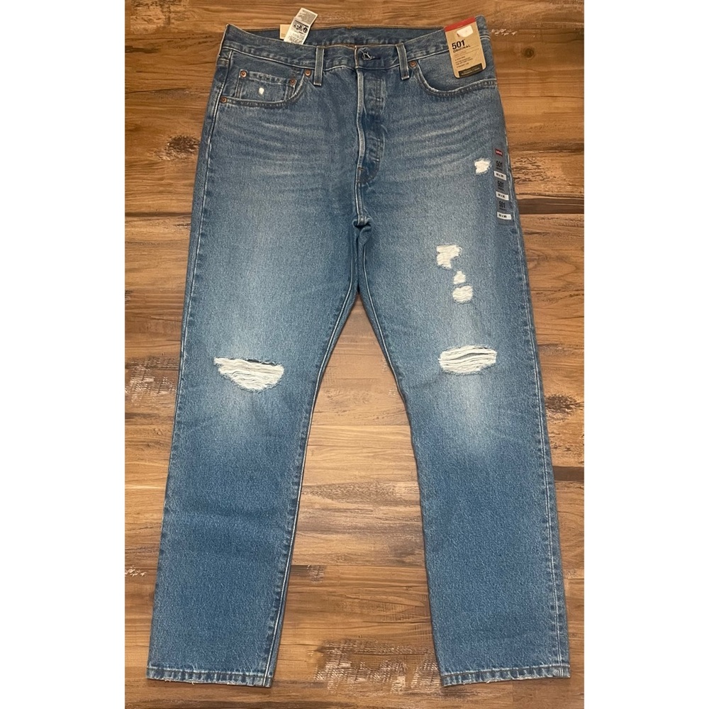 Levi’s 501 Original-Fit Straight-Leg Jeans